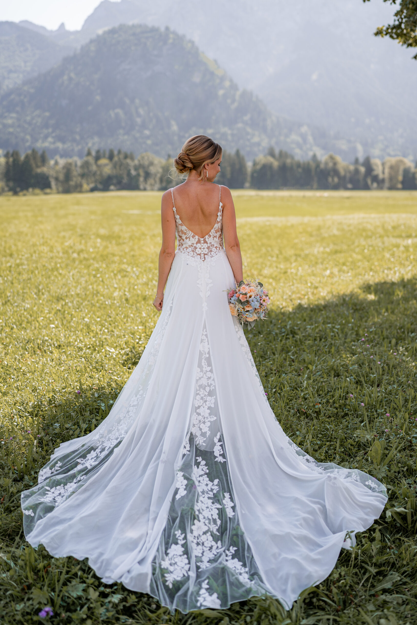 Hopfensee Hochzeit mobile Brautstylistin Allgäu Füssen Brautstyling exklusive Berg Hochzeit Boho schick